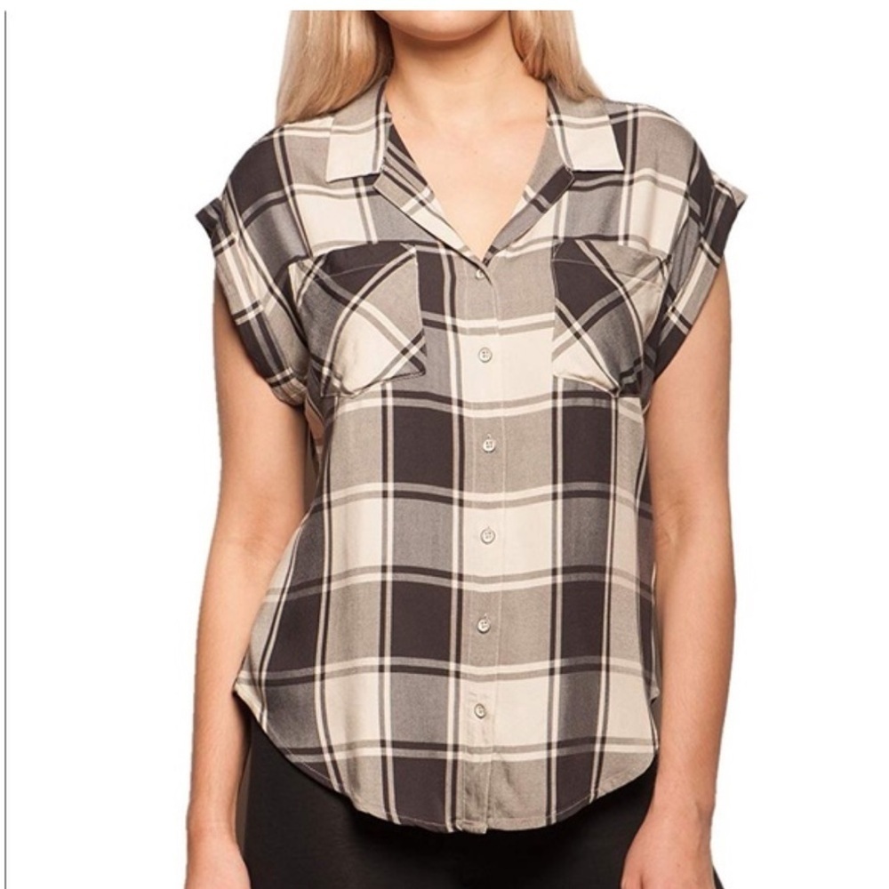 NWT Jachs Girlfriend Buffalo plaid Button-Up Women Top cap slv pockets rayon M